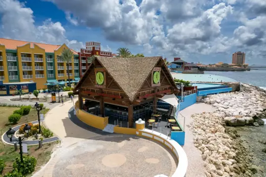 Happy hour - 5 o'Clock somewhere